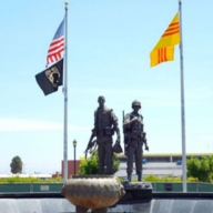 CÔNG TRƯỜNG CHIẾN SĨ Thơ Trần Quốc Bảo